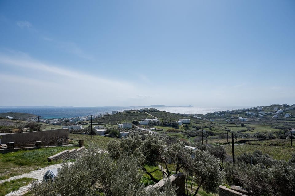 Family house for 5 by Tinosstay House in Decentralized Administration of the Aegean
