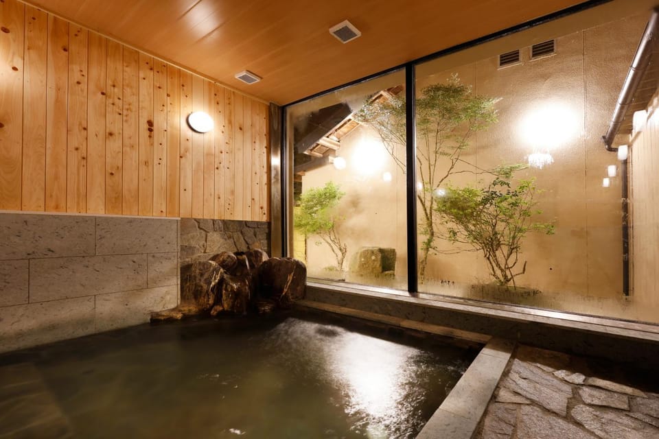 Hot Spring Bath, Bathroom