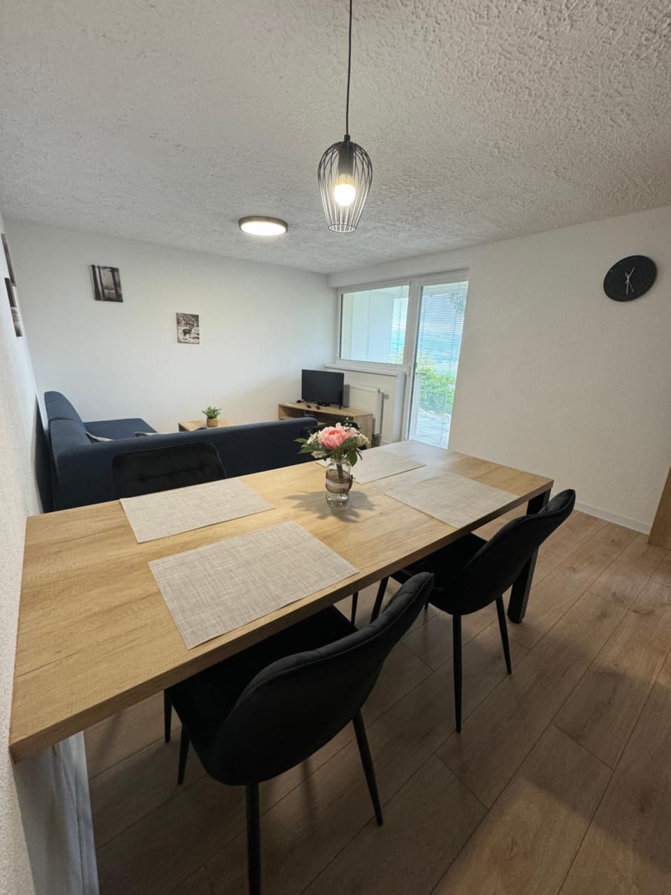 TV and multimedia, Dining area