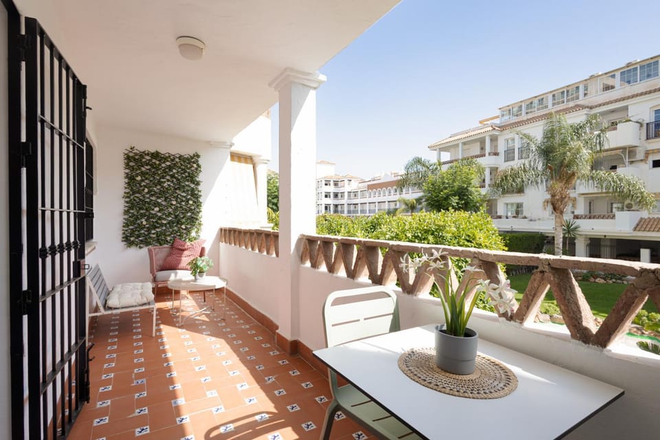 Day, View (from property/room), Balcony/Terrace, Seating area