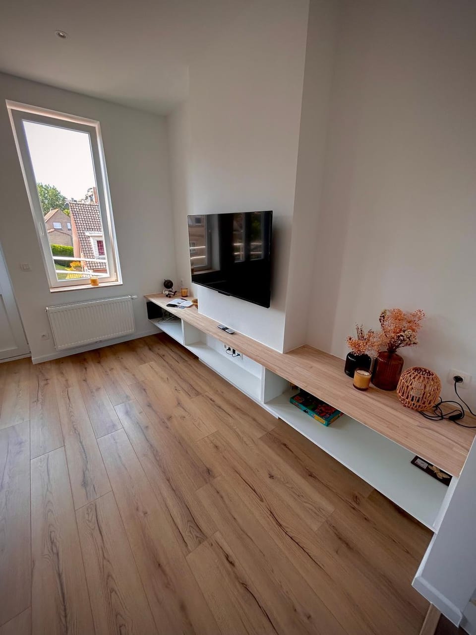 TV and multimedia, Evening entertainment