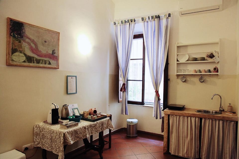 Coffee/tea facilities, Living room