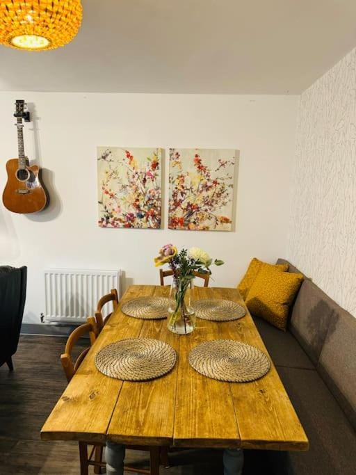 Au naturel home with private parking Villa in Bristol