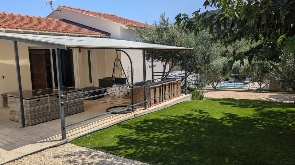 Chez Marion Bed and Breakfast in Provence