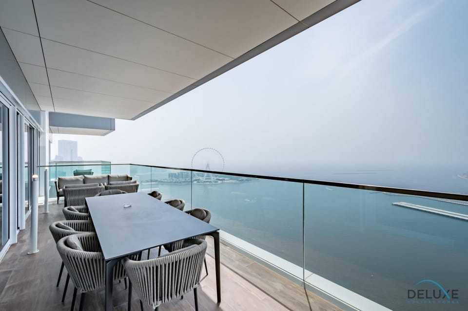 Nearby landmark, View (from property/room), Balcony/Terrace, Seating area, Landmark view, Sea view