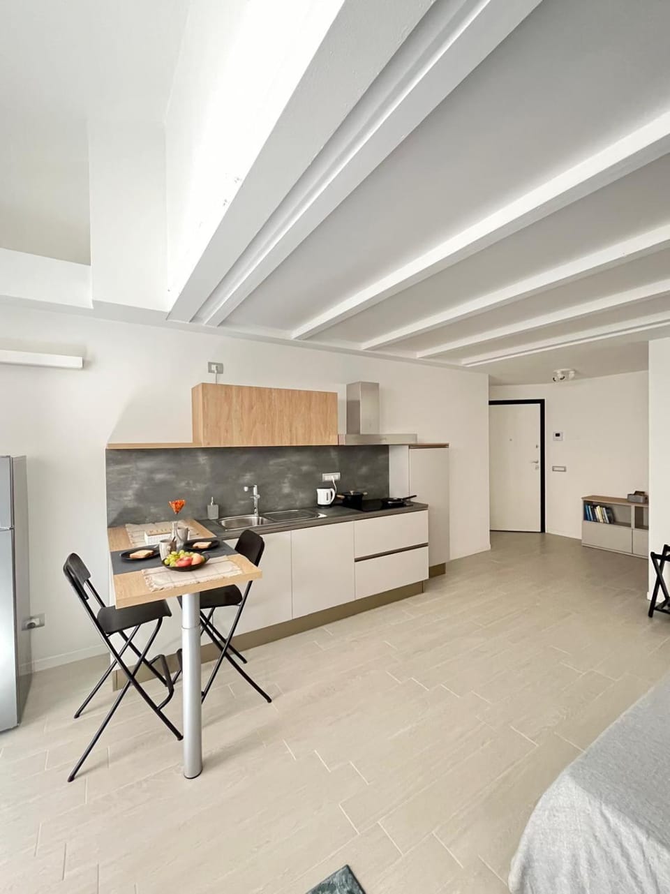 Kitchen or kitchenette, Living room, Dining area, stove