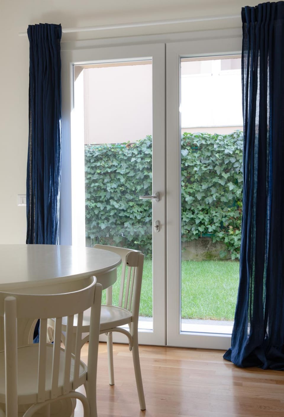Garden, Dining area, Garden view