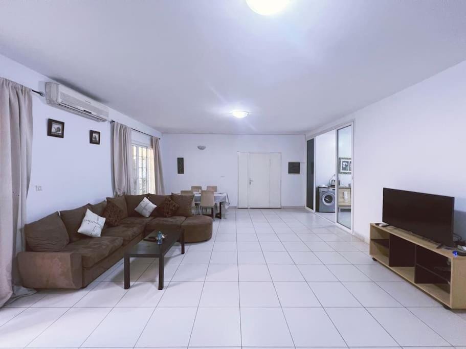 Bel appartement avec jardin aux Mamelles Apartment in Dakar