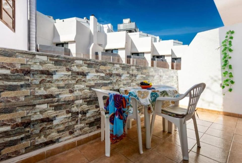 Studio Apartment in Las Americas K106 Apartment in Playa de las Americas