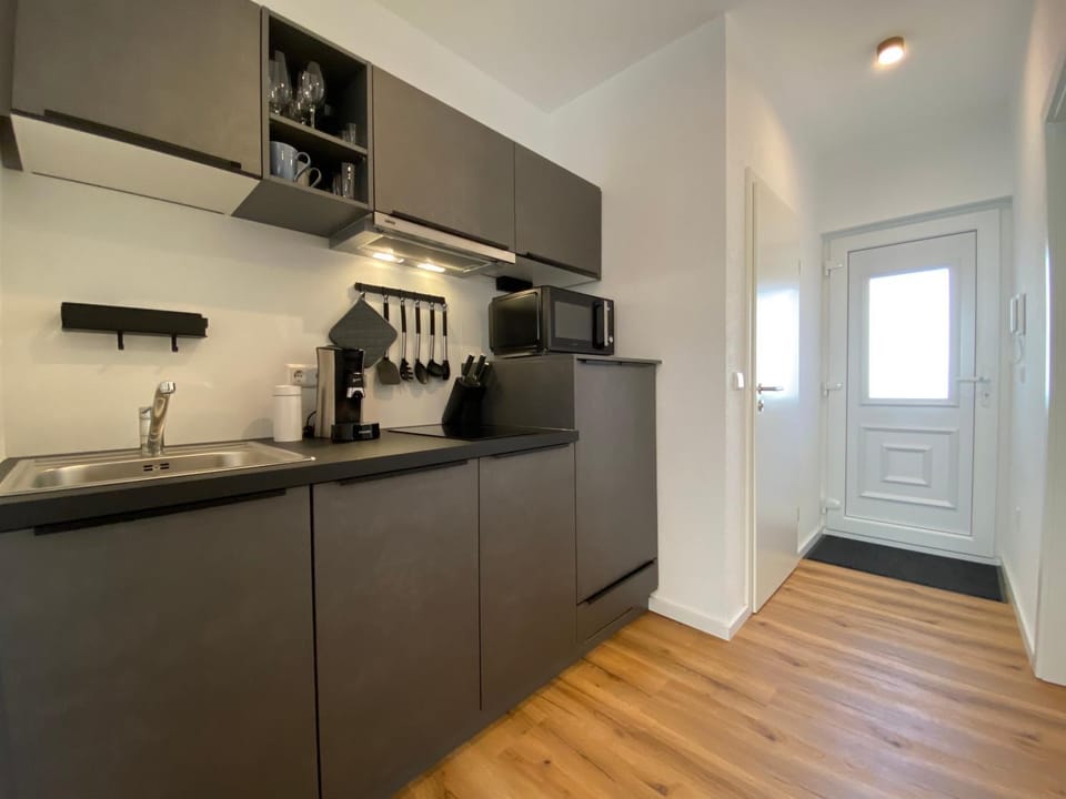 Kitchen or kitchenette, Living room