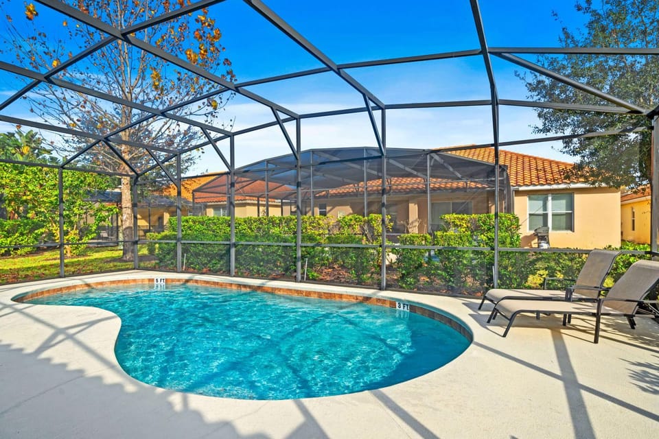 4096 Oaktree Drive House in Four Corners