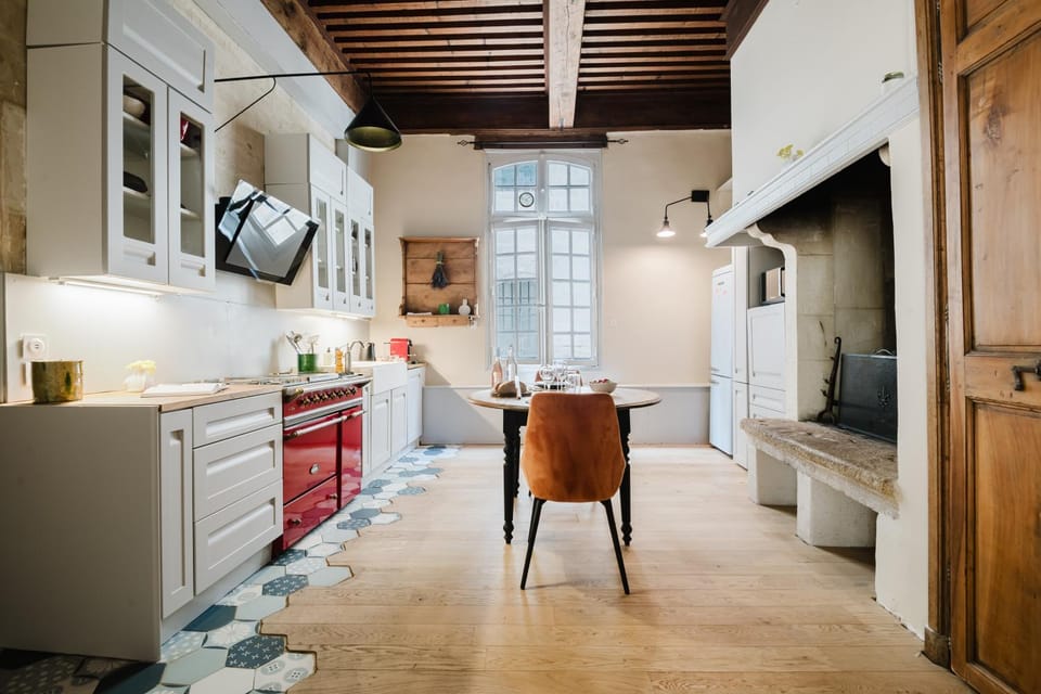 Kitchen or kitchenette, Dining area, kitchen