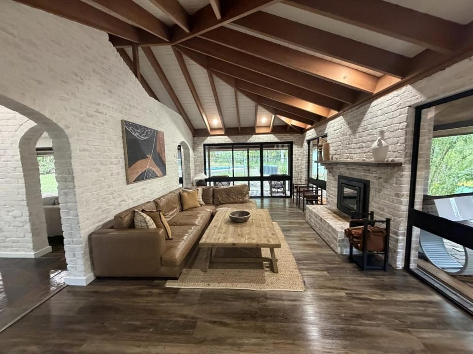 The 5th Acreage House in Wamberal