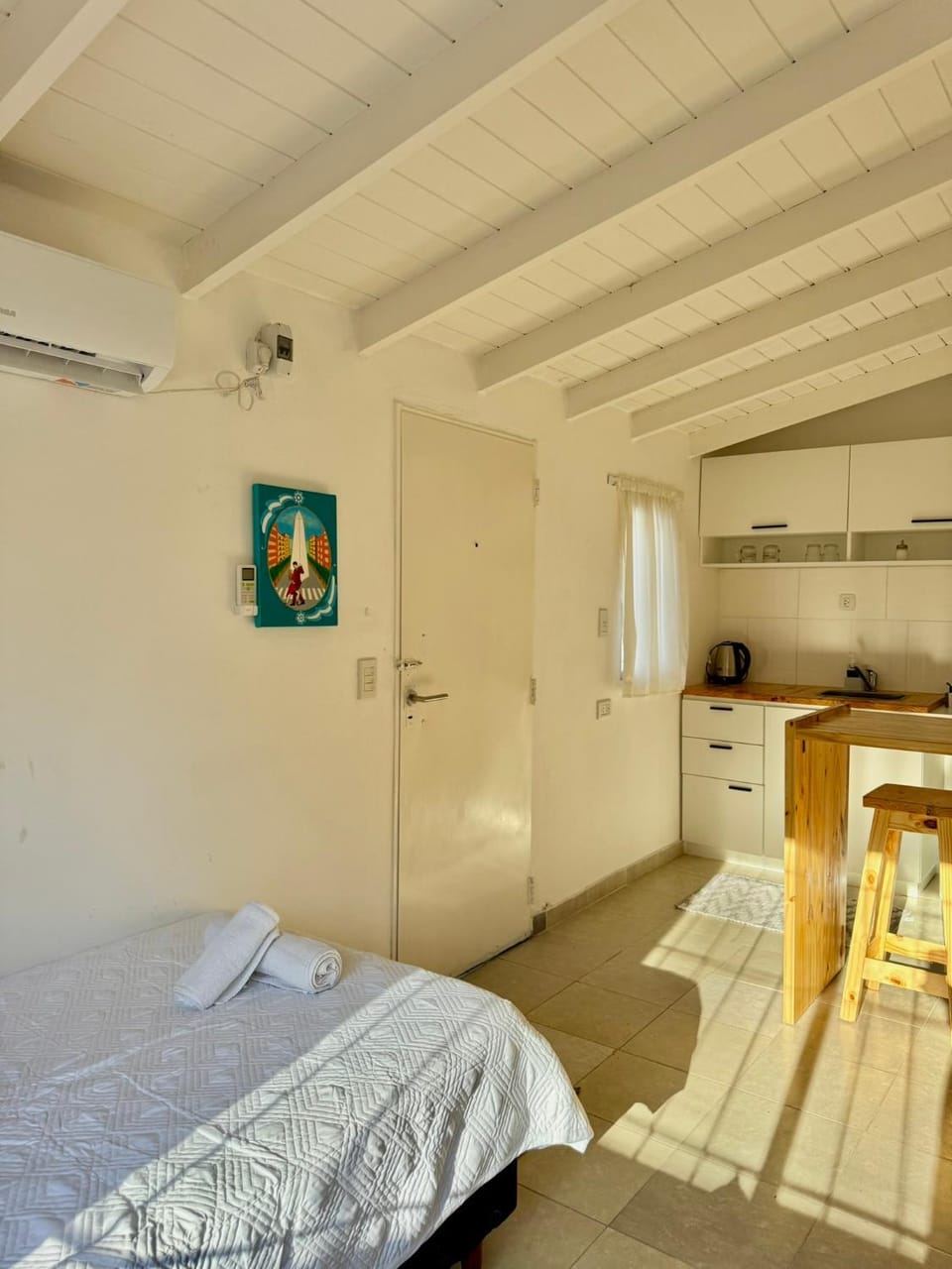 Bedroom, air conditioner