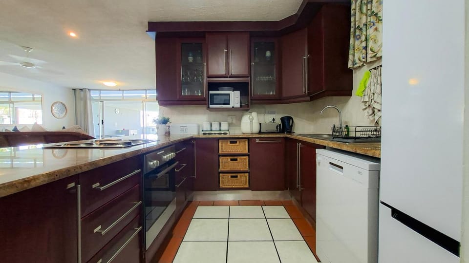 Boulevard 12 Apartment in Margate