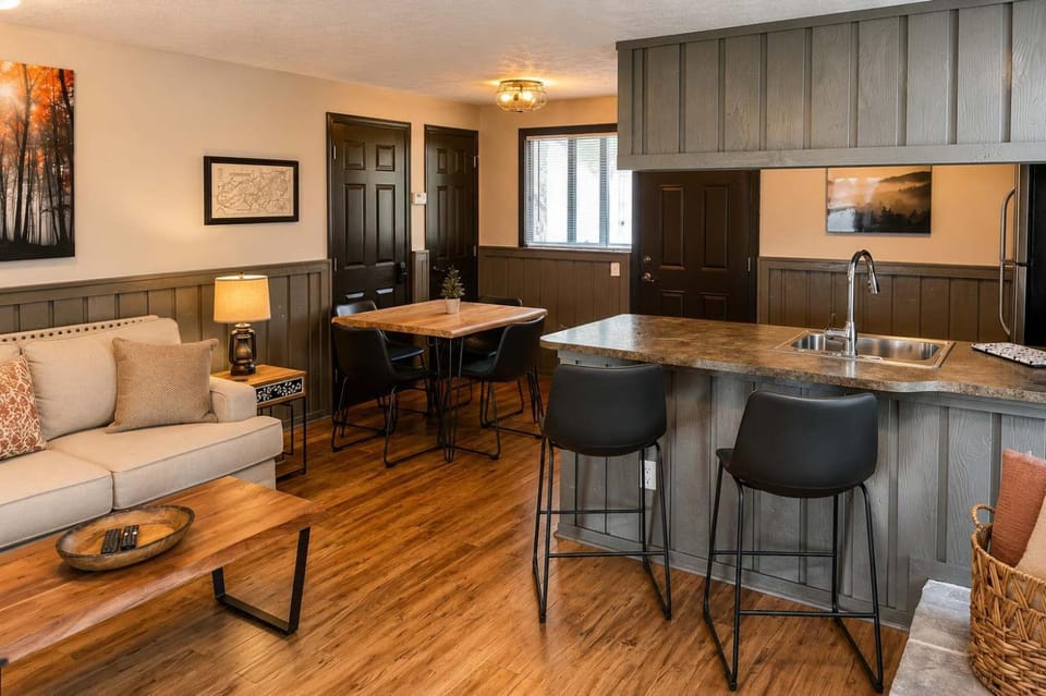 Mountain Views at Dolly's Castle Unit 7 House in Sevier County