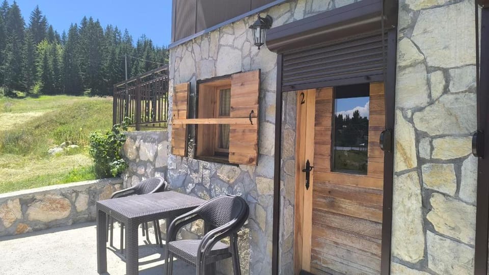 Property building, Patio