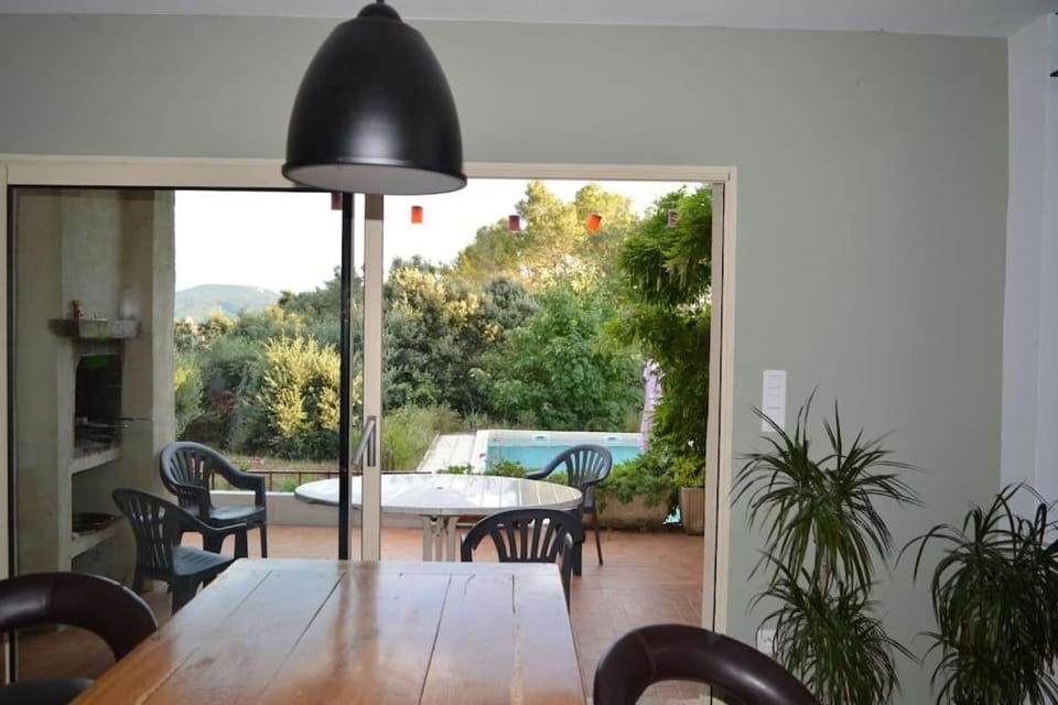 Dining area, Garden view