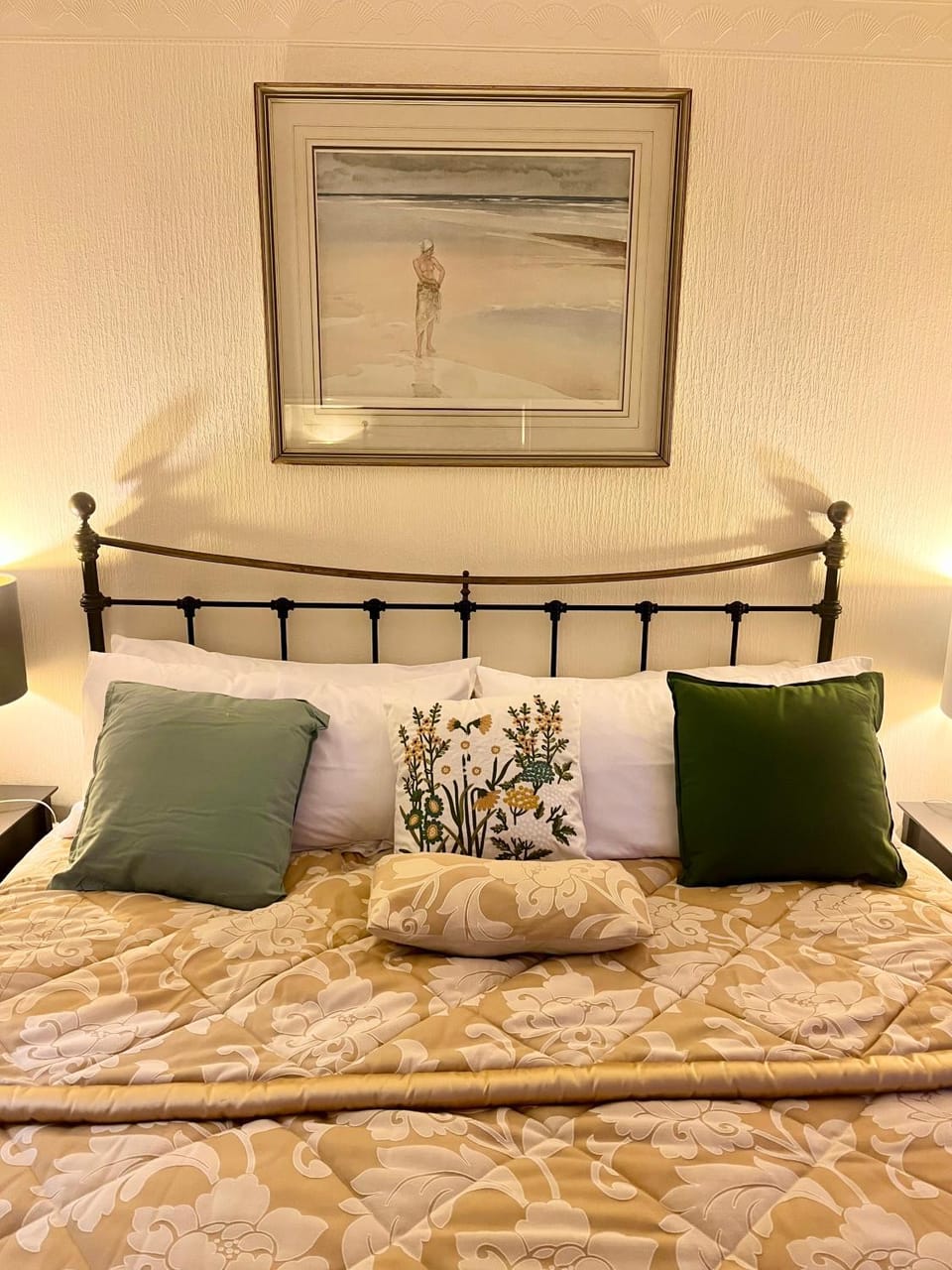 Beach Front Apt 2 Bedrooms 2 Bathrooms St Andrews Apartment in Saint Andrews