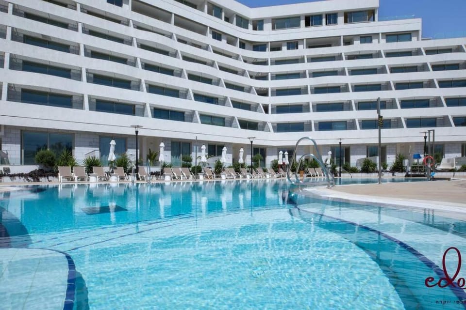 דירה עם מרפסת במתחם סי סייד - By Edomlux Apartment in Eilat