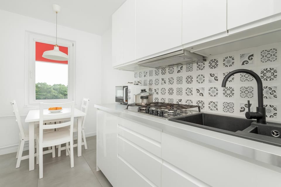 Kitchen or kitchenette, pet friendly, stove