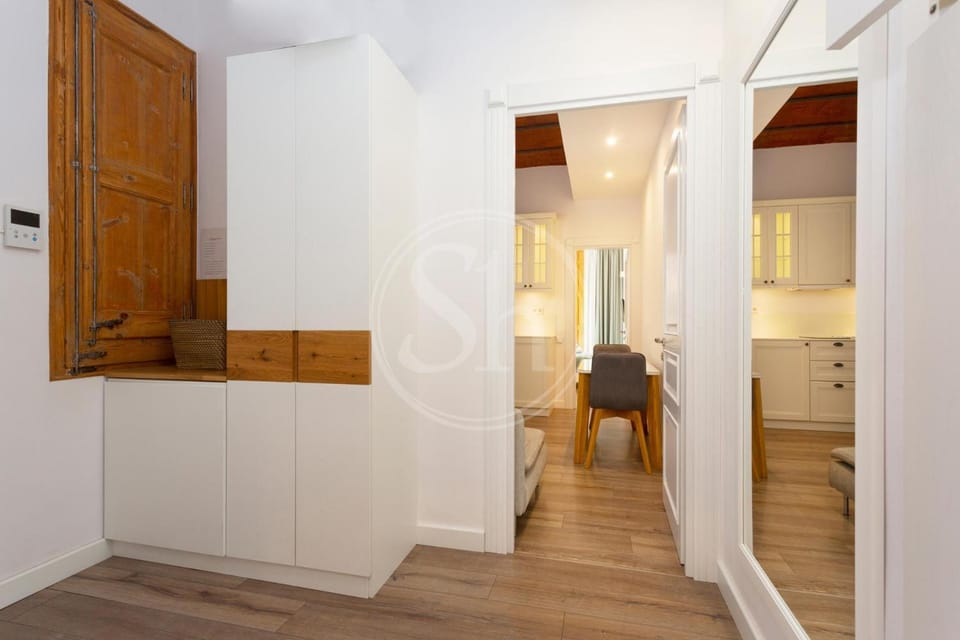Urban Comfort Stay near Passeig de Gràcia Apartment in Barcelona