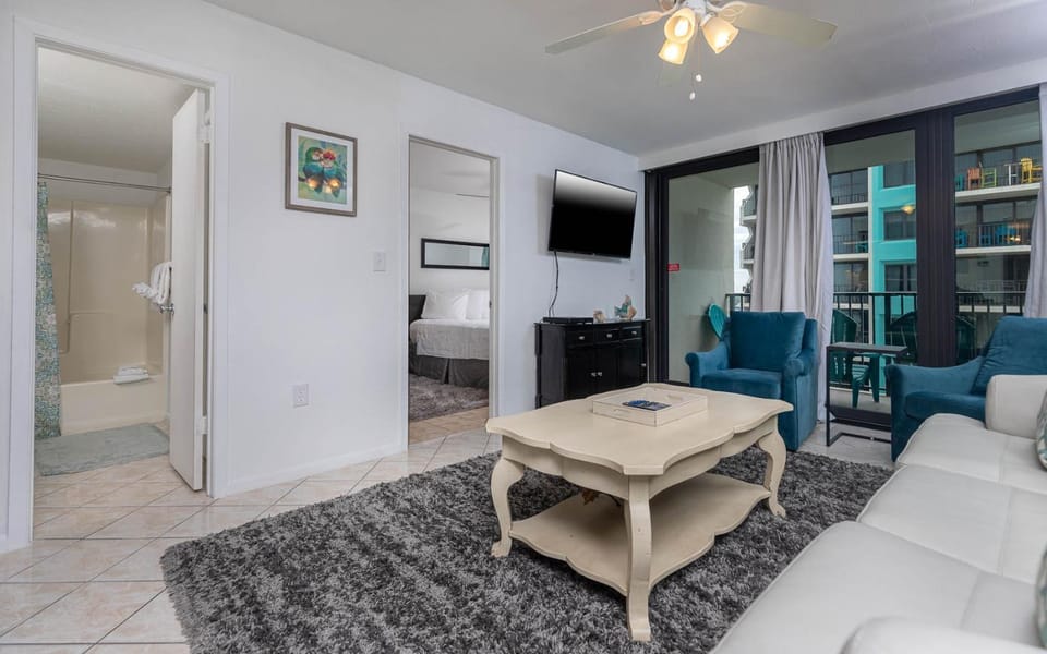 Island Winds West 671 Apartment in West Beach