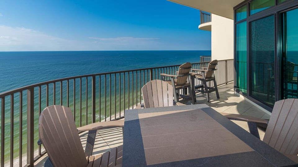 Phoenix West 1605 Apartment in Orange Beach