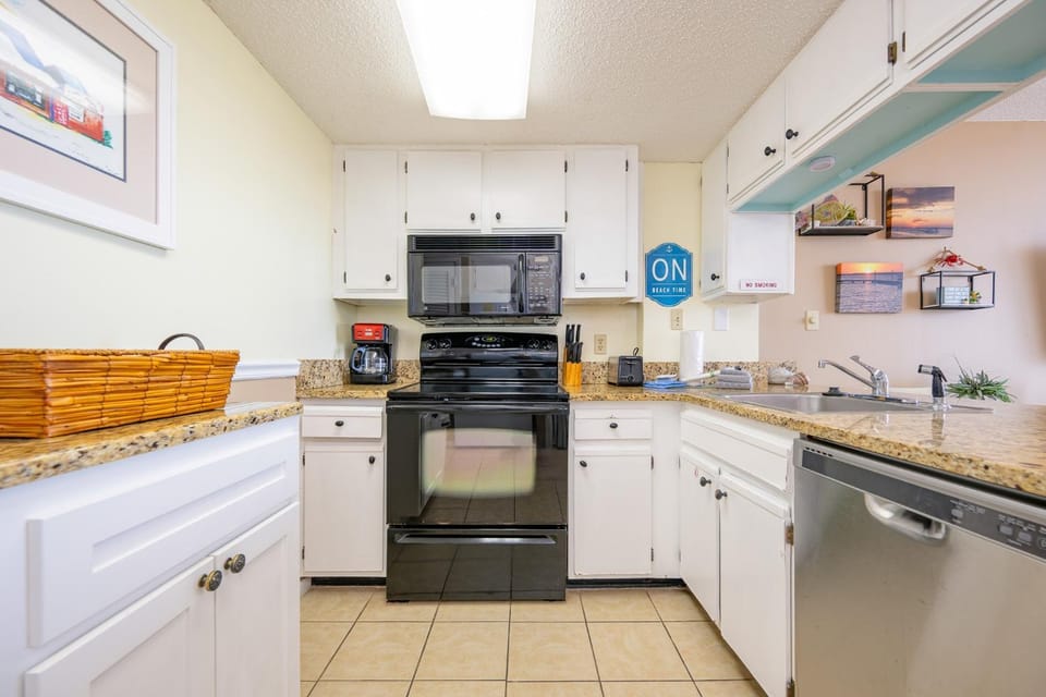 Gulf Shores Surf & Racquet 612A Apartment in West Beach
