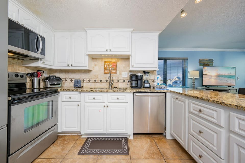 Island Winds West 470 Apartment in West Beach