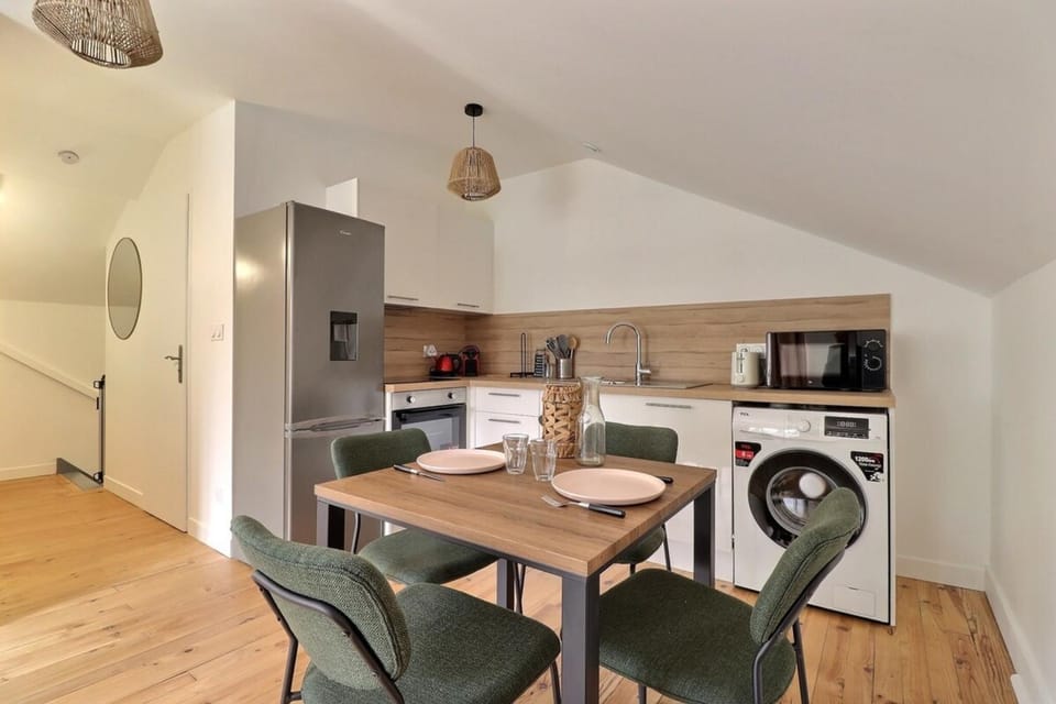 Le Zanzibar - Lovely Bright Apartment - Villeurbanne Apartment in Villeurbanne