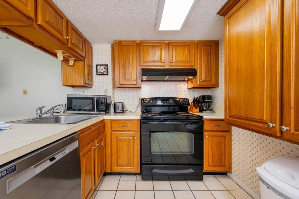 Gulf Shores Surf & Racquet 503A Apartment in West Beach