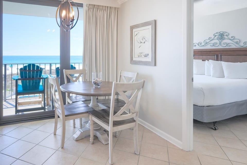 Island Winds East 207 Apartment in West Beach