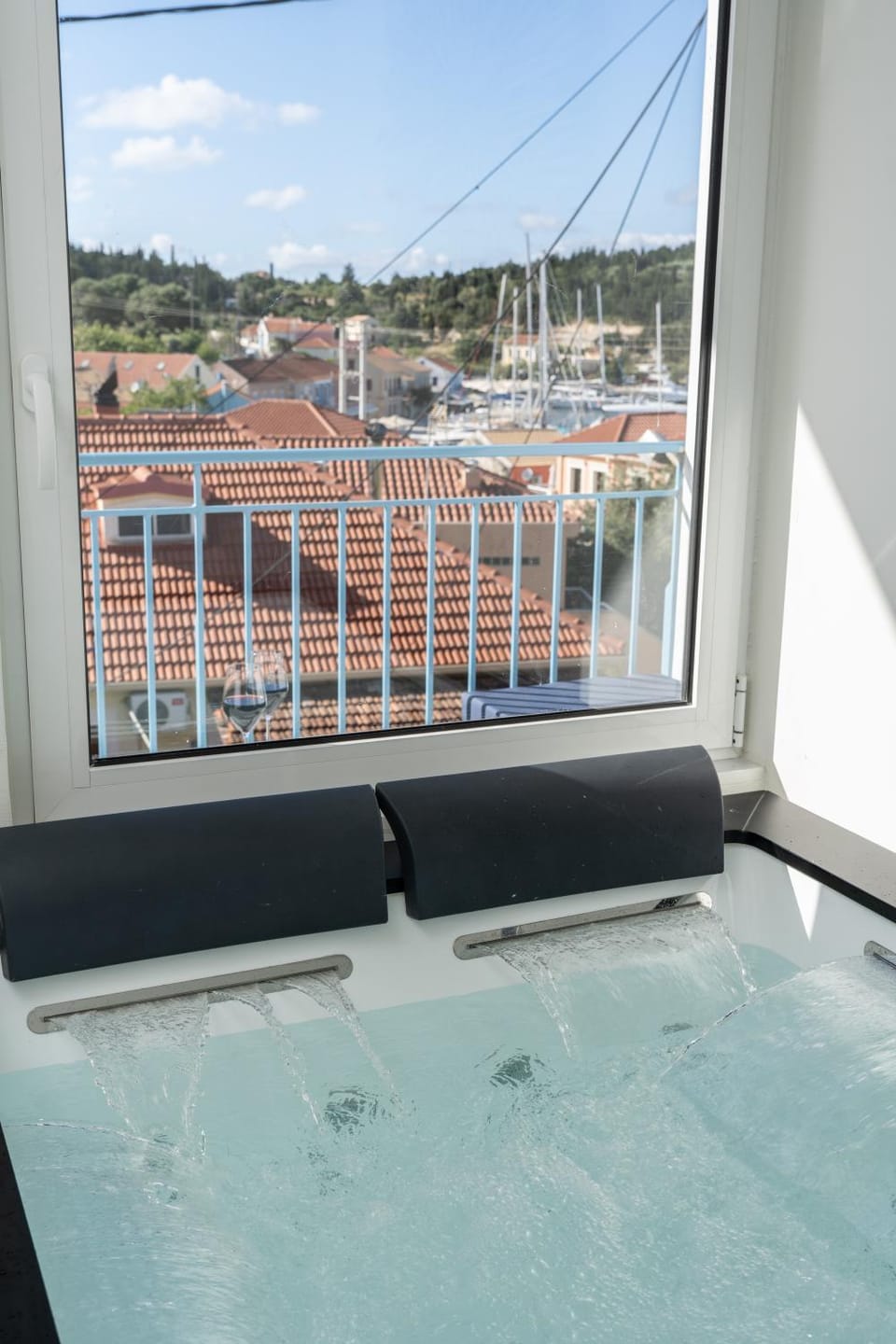 Natural landscape, Hot Tub, View (from property/room)