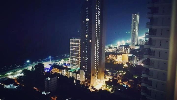 Property building, Night, Natural landscape, Bird's eye view, City view, Sea view