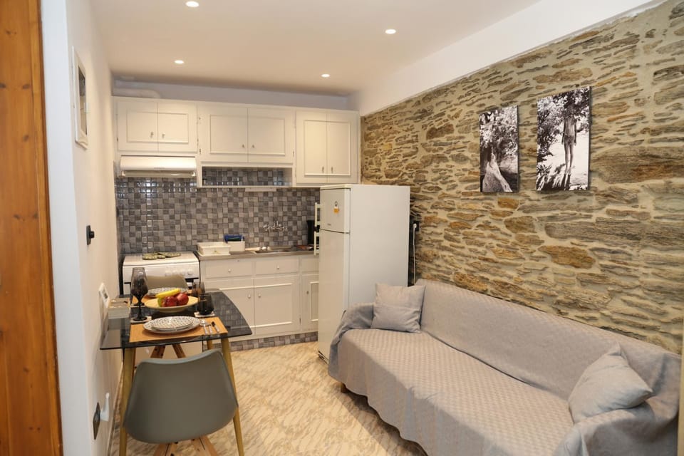 Kitchen or kitchenette, Living room, Dining area