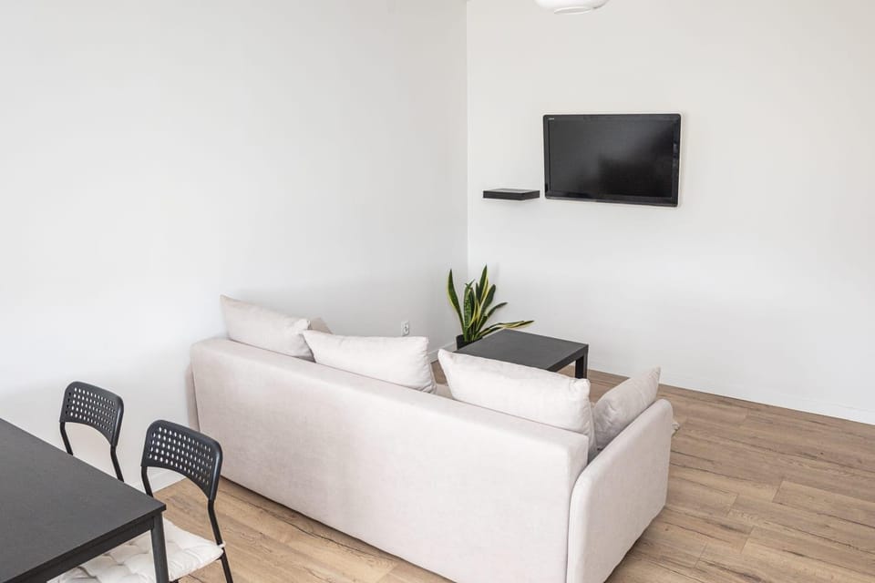 Apartament z ogrodem - 2-Pokojowy Apartment in Masovian Voivodeship