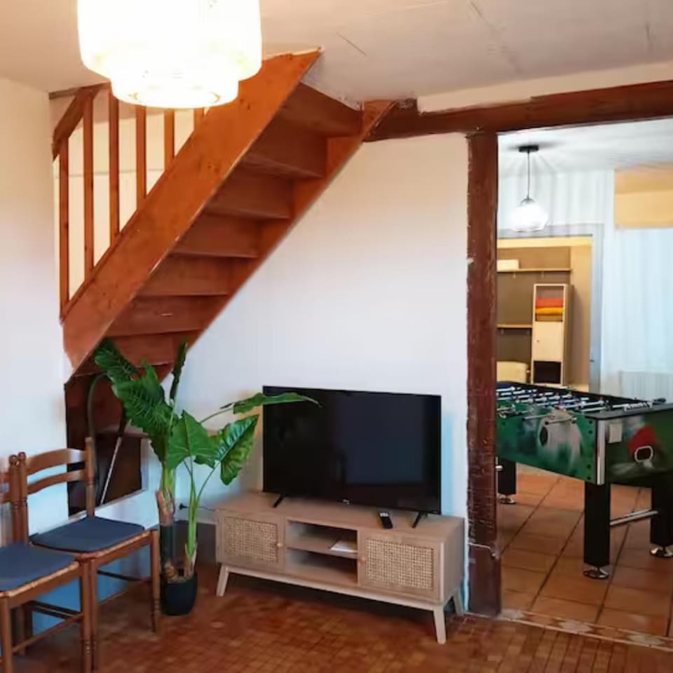 Communal lounge/ TV room, Living room