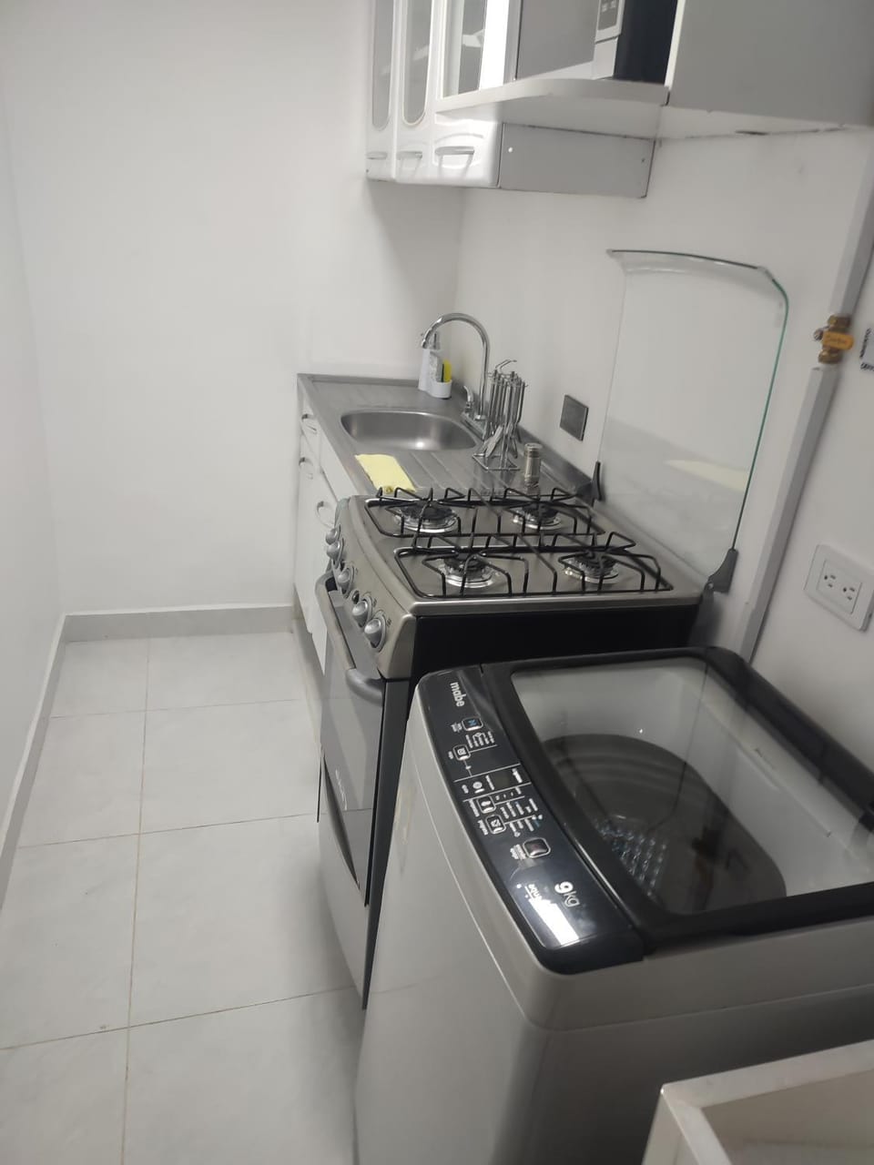 Kitchen or kitchenette, dishwasher, pet friendly, stove, washing machine