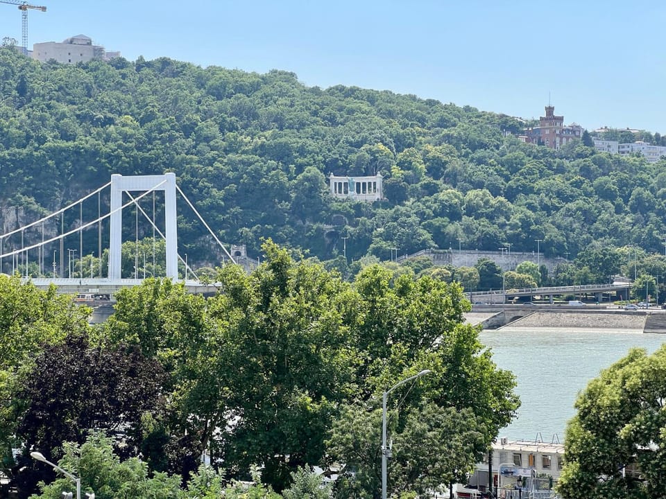 Golden Studio at Erzsebet bridge Apartment in Budapest