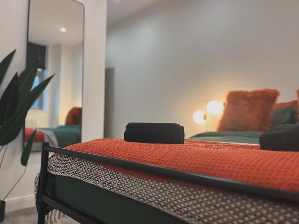 Cozy Central Double Suite - Free Gym! Apartment in Leicester