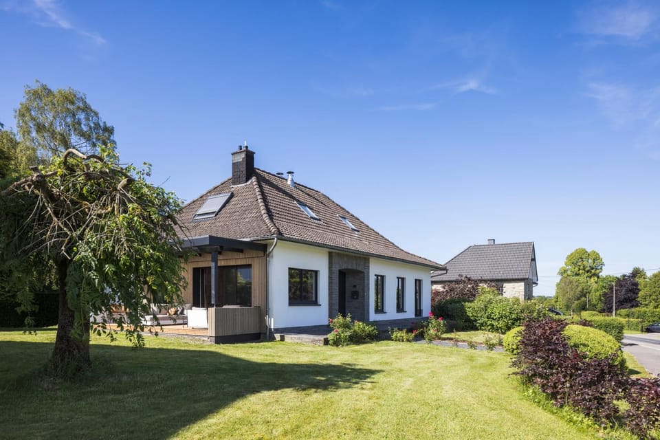 MM, Just Nature Villa in Wallonia, Belgium