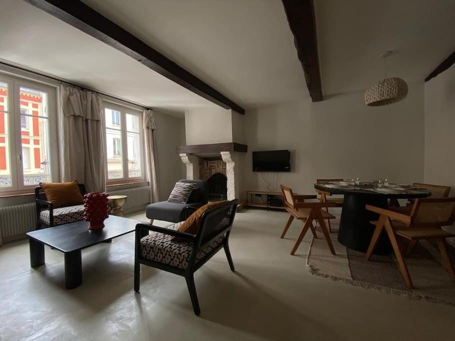 Communal lounge/ TV room, Seating area