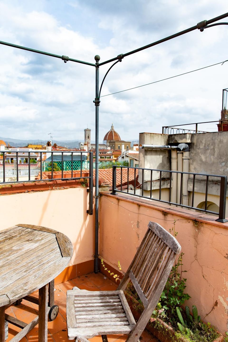 Spectacular 1BR stunning views Apartment in Florence