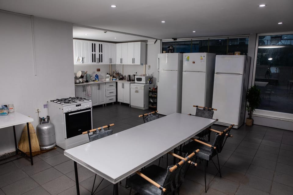 Room in a digital nomad house 104 Apartment hotel in Istanbul