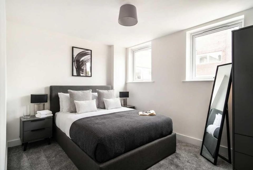 Fabulous 1 Bed Apartment in Central Wrexham Apartment in Wrexham