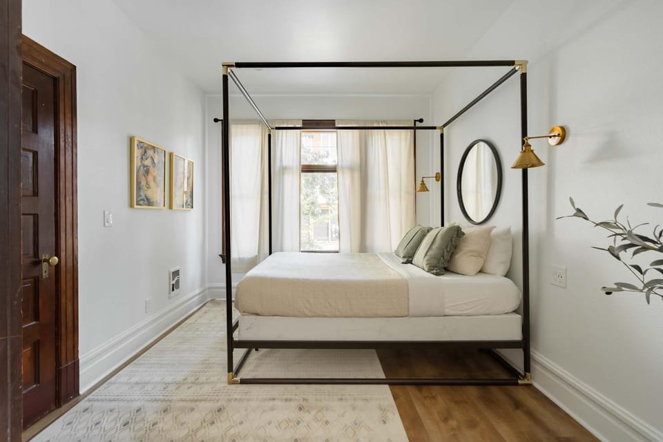 Stay Portland - The Étoile Suite - Nob Architecture & Boutiques Apartment in Portland
