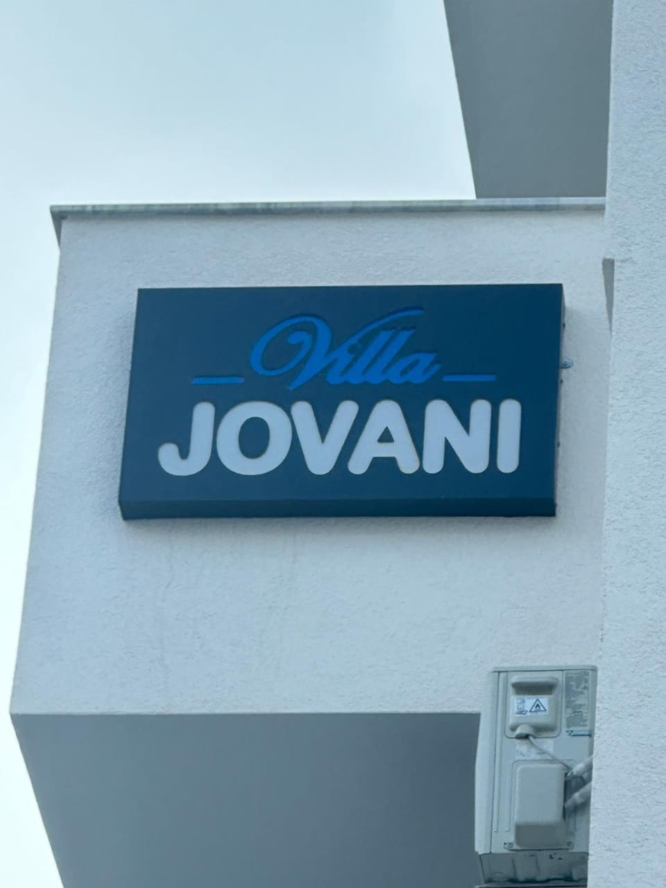 Vila Jovani - Modern Studios with Free Parking, Quiet Area,8 min Walk to Beach Hotel in Sarandë
