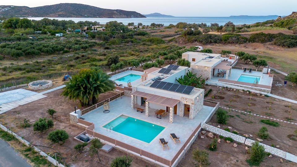 Nearby landmark, Natural landscape, Bird's eye view, Swimming pool