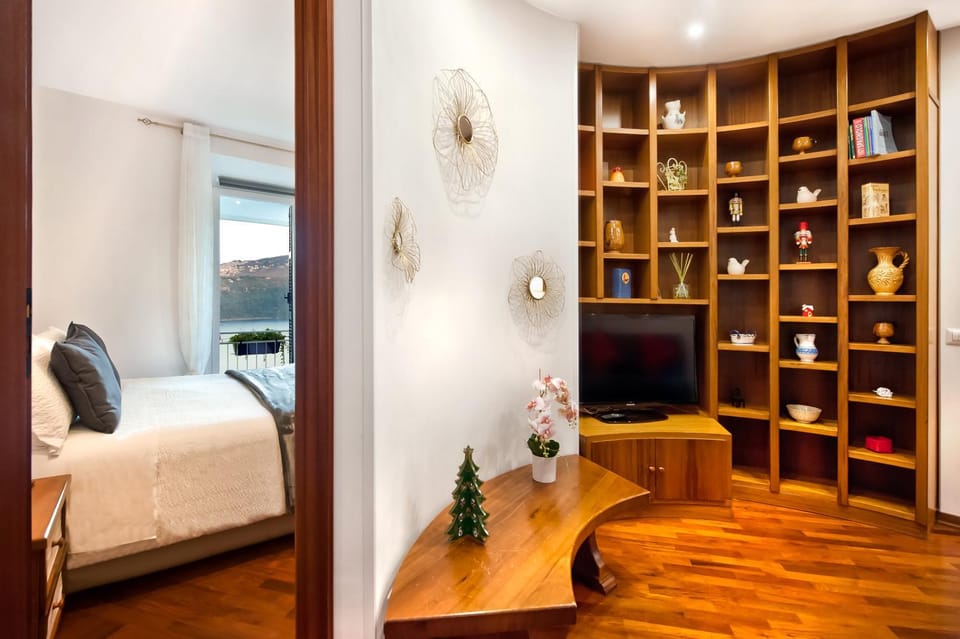 Communal lounge/ TV room, Bedroom